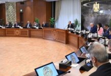 ازي الحال| مدبولي: مصر مستهدفة ضمن محاولات إعادة رسم خريطة المنطقة.. إحالة بدرية طلبة للمحكمة الاقتصادية بتهمة “إهانة الشعب المصري” الدكتور مصطفى مدبولي، رئيس مجلس الوزراء خلال لقاء مفتوح مع عدد من رؤساء تحرير الصحف والمواقع