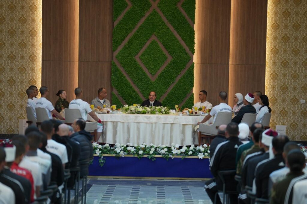 الرئيس السيسي يرحب بالقضاة والدورات الجديدة بالأكاديمية العسكرية