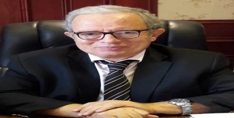 د. حسين عيسى نائب رئيس الوزراء للشؤون الاقتصادية