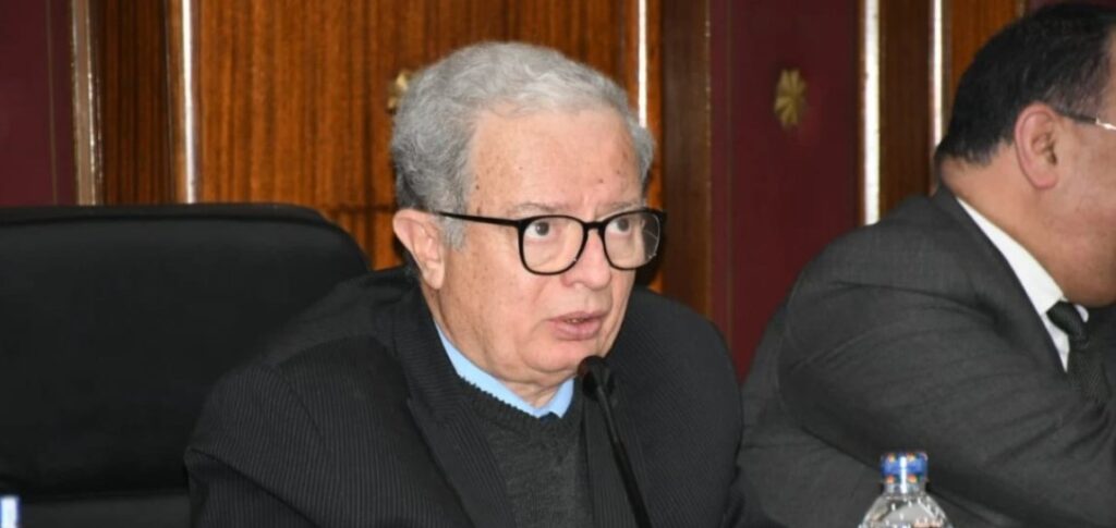 حسين عيسي نائي رئيس الوزراء للشئون الاقتصادية