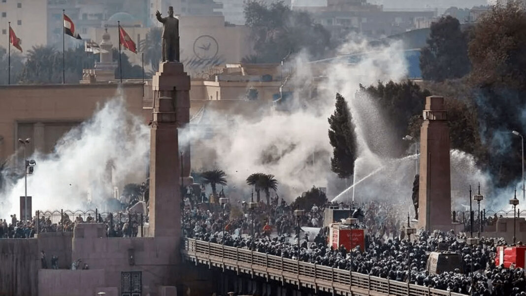 الديمقراطية في مصر