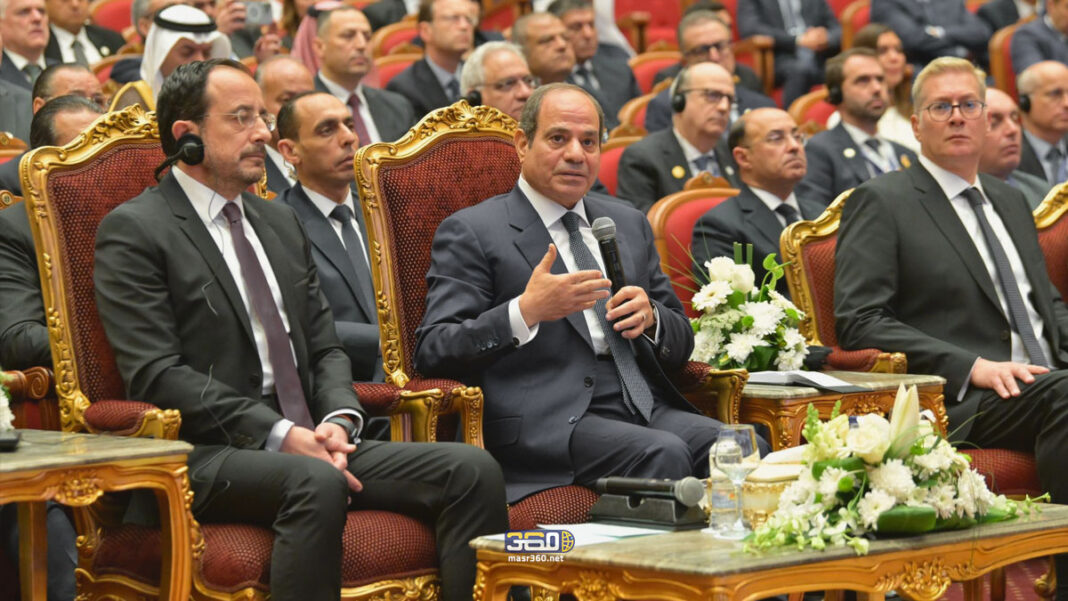 السيسي خلال مشاركته في معرض مصر الدولي للطاقة إيجبس