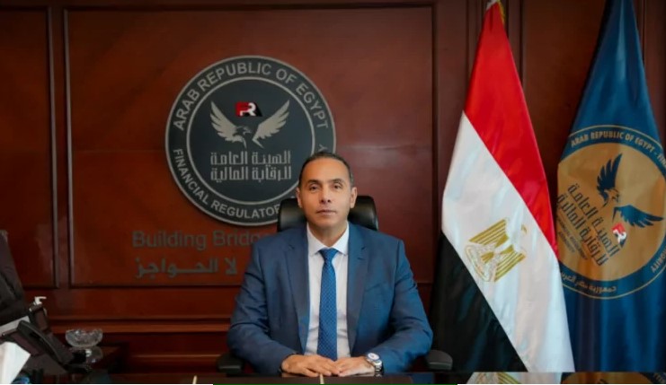 الدكتور إسلام عزام رئيس الهيئة العامة للرقابة المالية