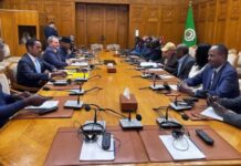السودان.. الآلية الخماسية وحدود التوافق السياسي اجتماع الآلية الخماسية مع القوى السياسية في أديس أبابا قبل أيام