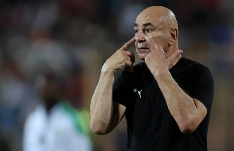 حسام حسن المدير الفني للمنتخب